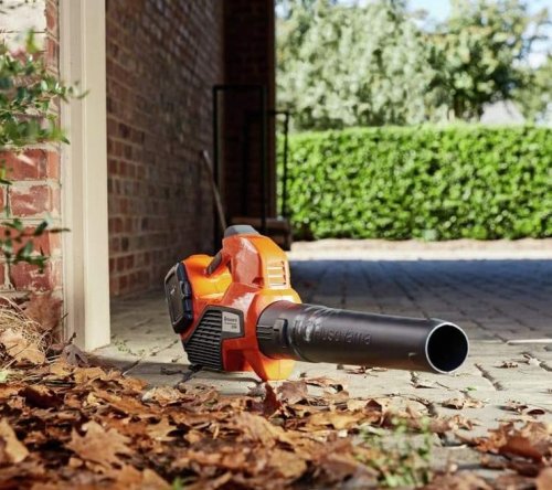 Husqvarna 320iB Mark II Cordless Leaf Blower 36V 6
