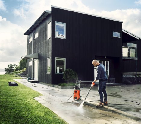 Husqvarna PW 360 Corded Pressure Washer 2300W 19