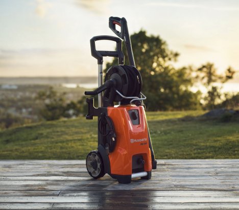 Husqvarna PW 360 Corded Pressure Washer 2300W 17