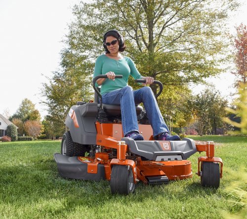 Husqvarna Z242F Χλοοκοπτικό Επιτόπιας Περιστροφής Βενζίνης 5