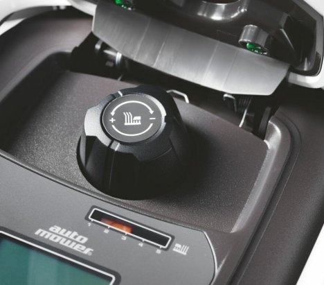 Husqvarna Automower® 105 Robotic Mower 10