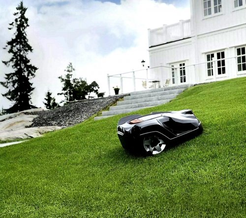 Husqvarna Automower® 430X Robotic Mower 5