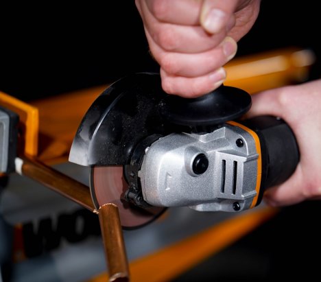 Worx WX803 Γωνιακός Τροχός Μπαταρίας 20V 7