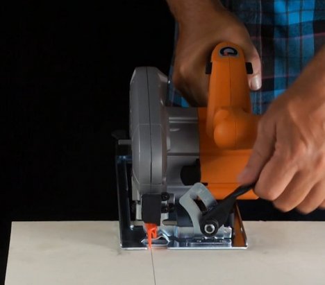 Worx WX425 Corded Circular Saw 1200W 3